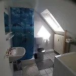 Ueber Den Daechern Von